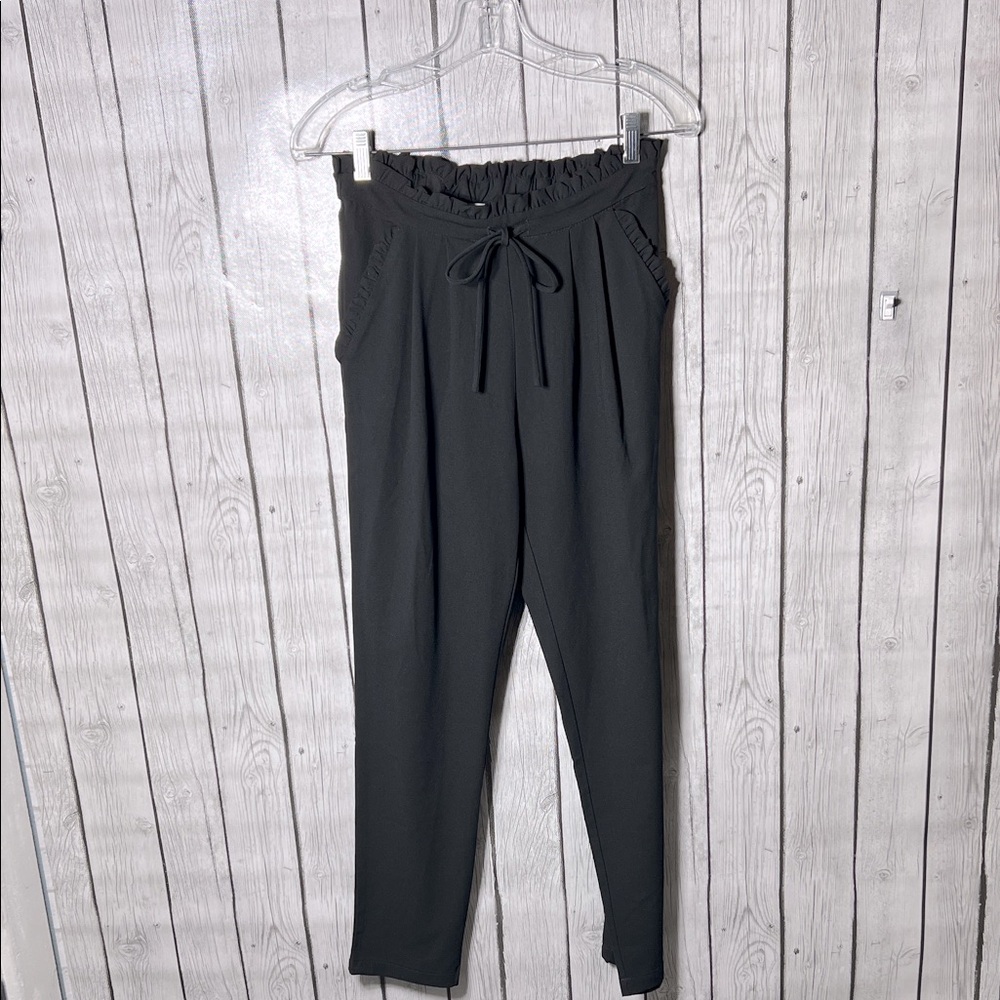 Kancan black pull on pants size medium